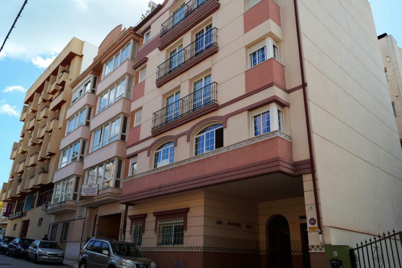 Apartamento Plaza Alfonso XII Malaga Exterior photo
