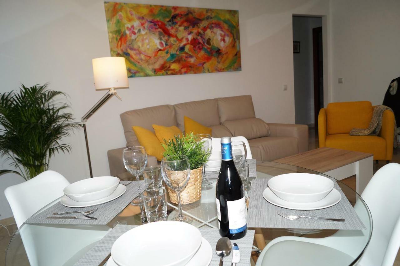 Apartamento Plaza Alfonso XII Malaga Exterior photo